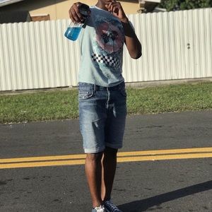 Meet your Posher, Tyler